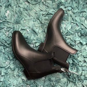 Sam Edelman Tinsley Rain Matte Black (NWOB)